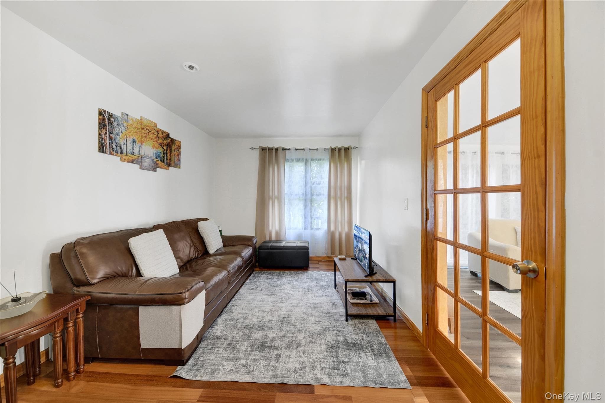 435 Birdsall Drive thumbnail 6