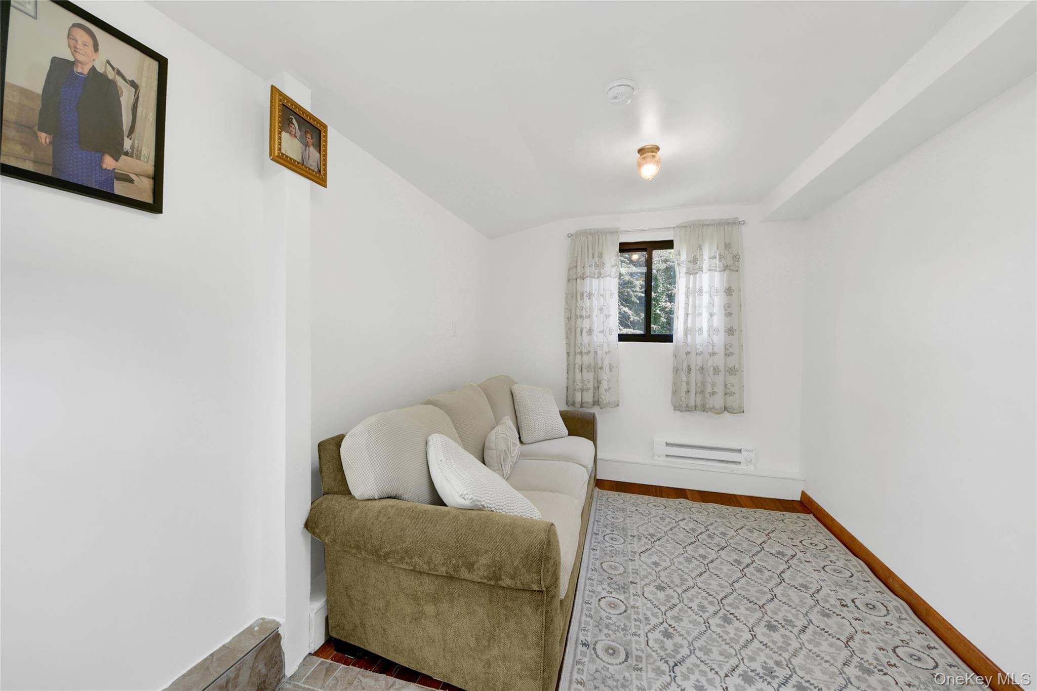 435 Birdsall Drive thumbnail 14