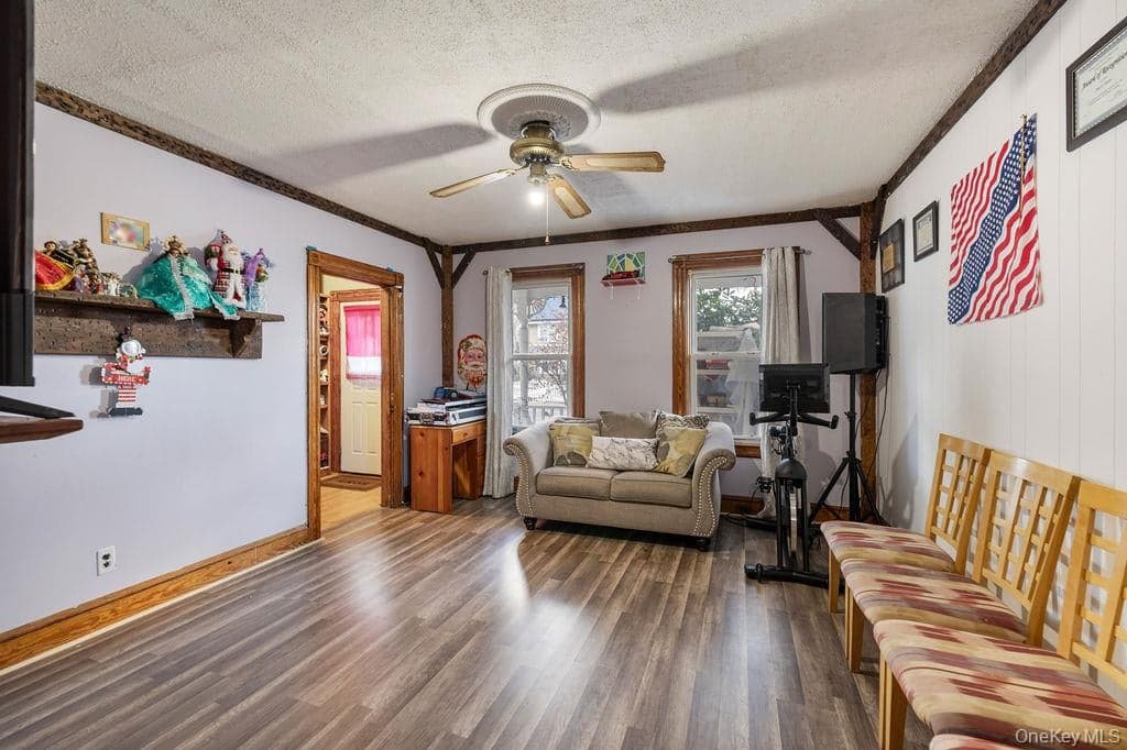 165 Gurnee Avenue thumbnail 6
