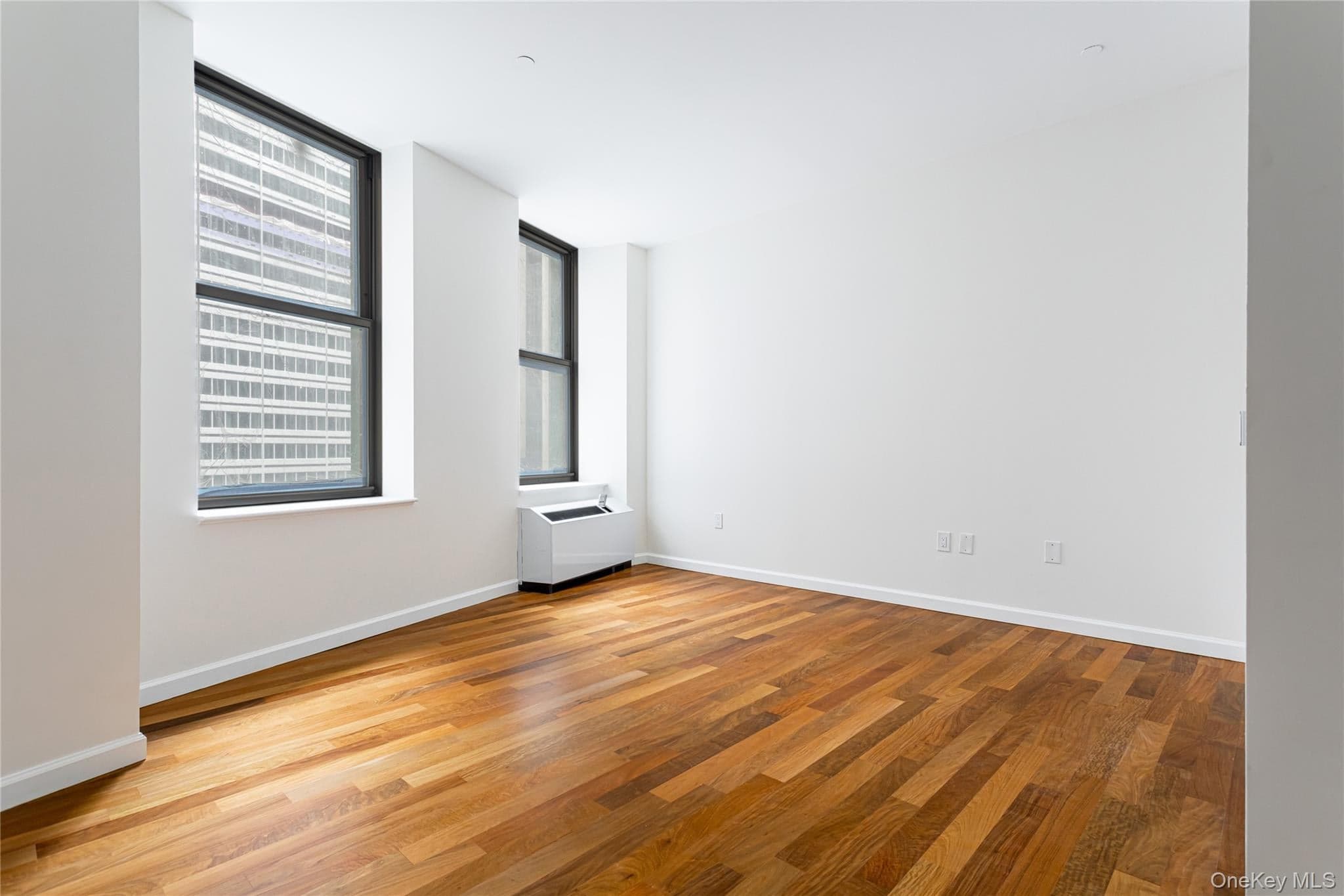 1 Wall Street Court Unit: 605 thumbnail 28