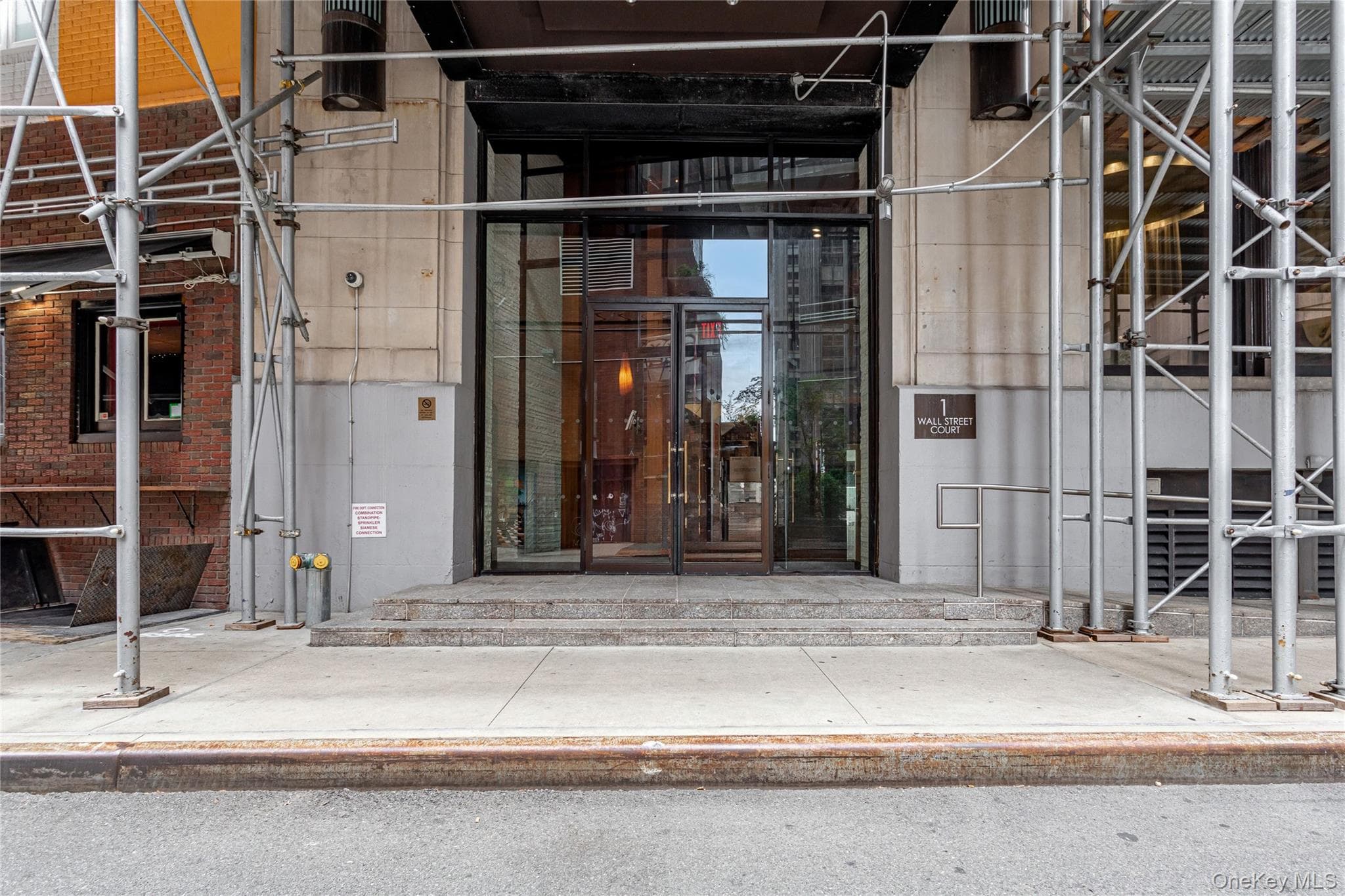 1 Wall Street Court Unit: 605 thumbnail 2