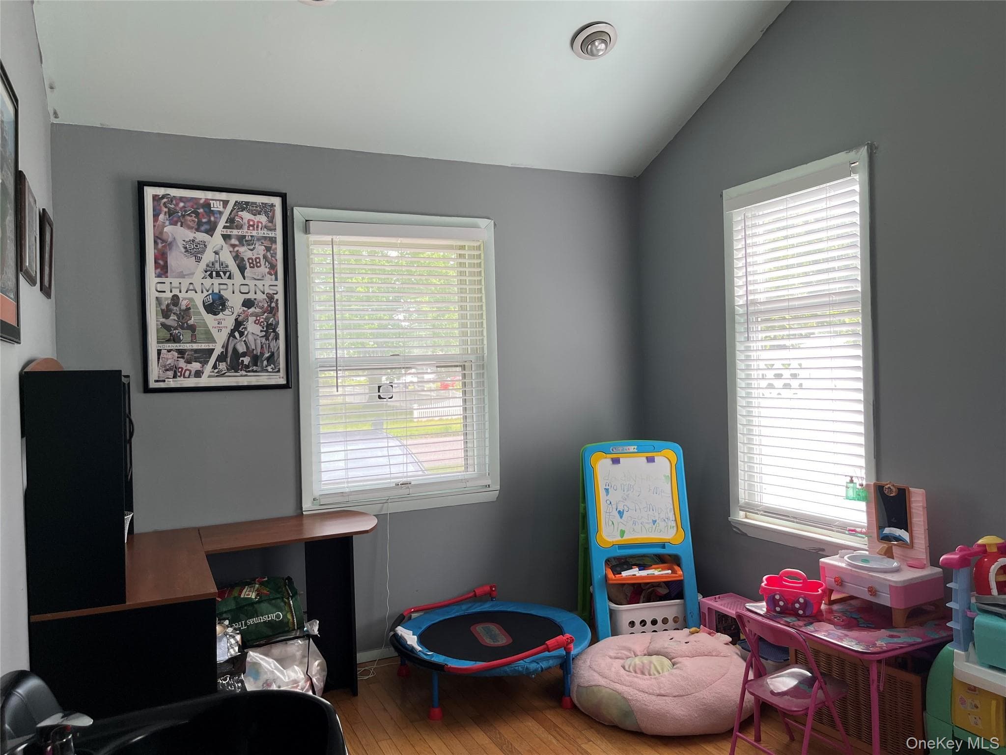 7 Squires Avenue thumbnail 19