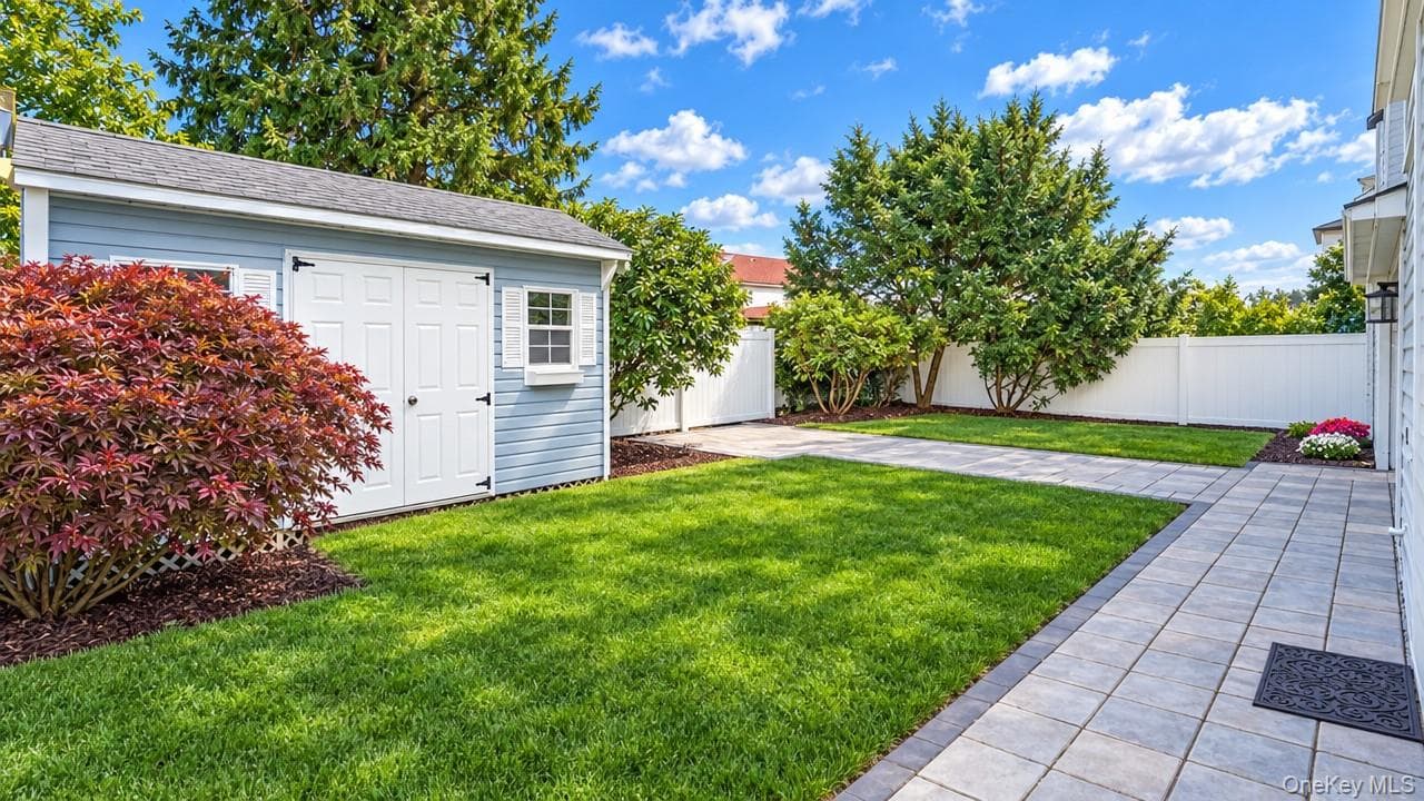15 Coachman Lane thumbnail 28