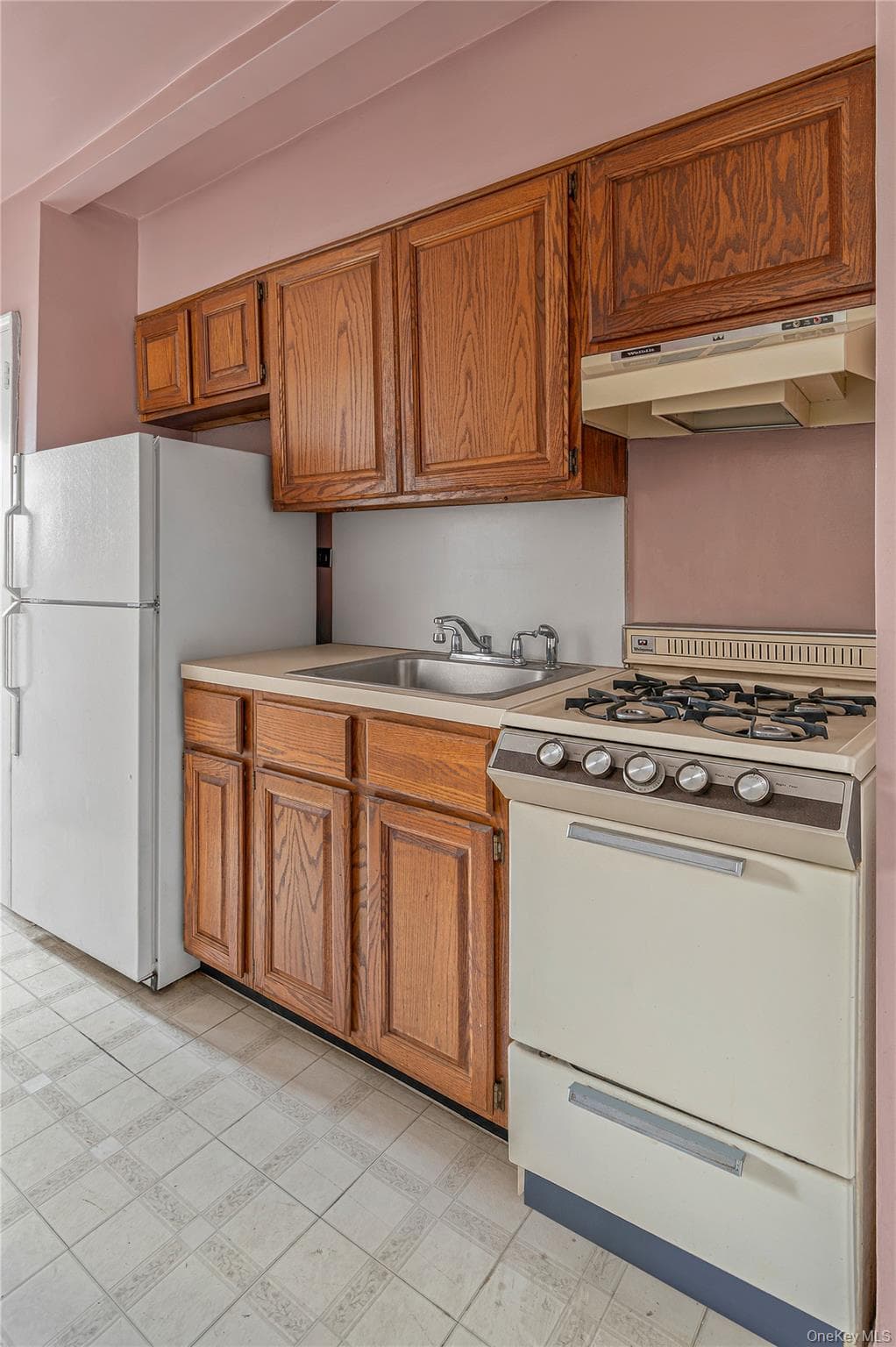 66-92 Selfridge Street St Unit: 4H thumbnail 3