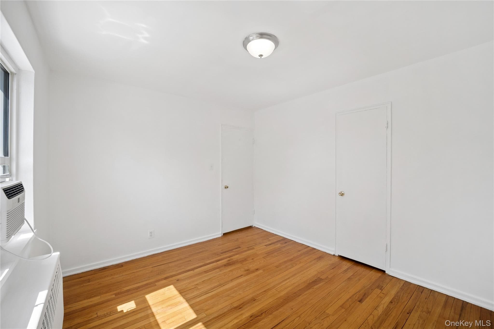 228-14 Stronghurst Avenue Unit: Upper thumbnail 16