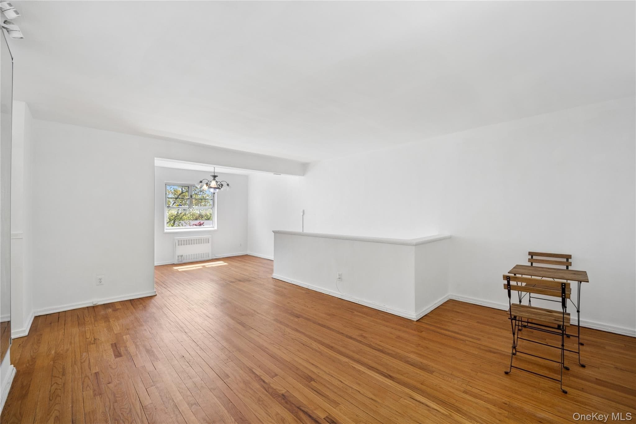 228-14 Stronghurst Avenue Unit: Upper thumbnail 6