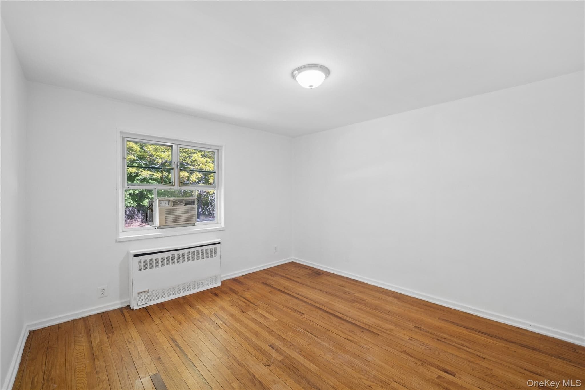 228-14 Stronghurst Avenue Unit: Upper thumbnail 13