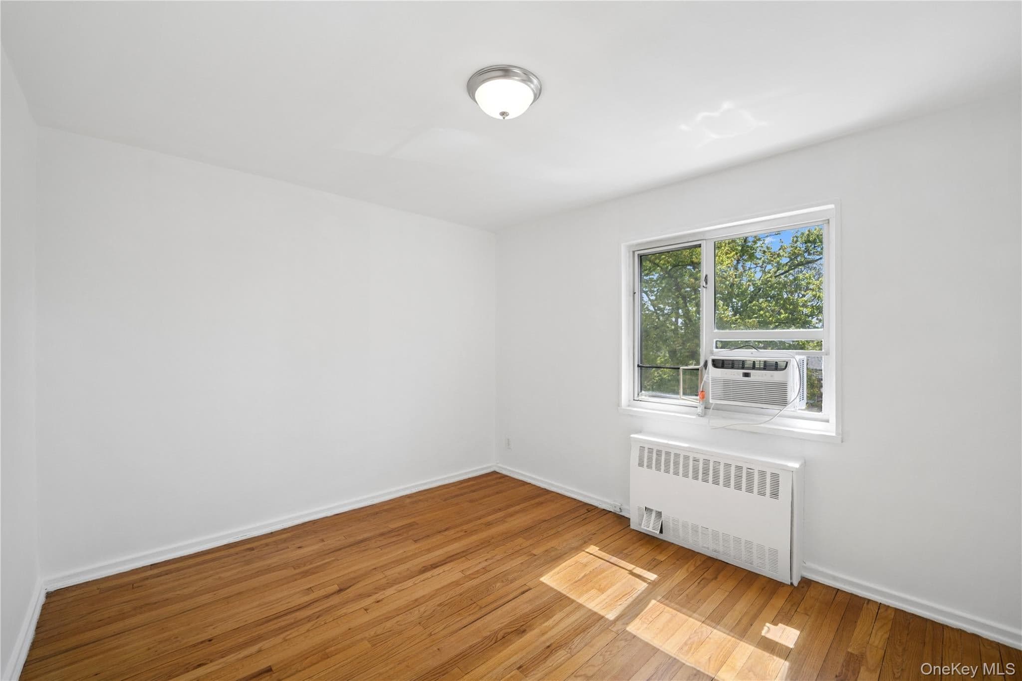 228-14 Stronghurst Avenue Unit: Upper thumbnail 15
