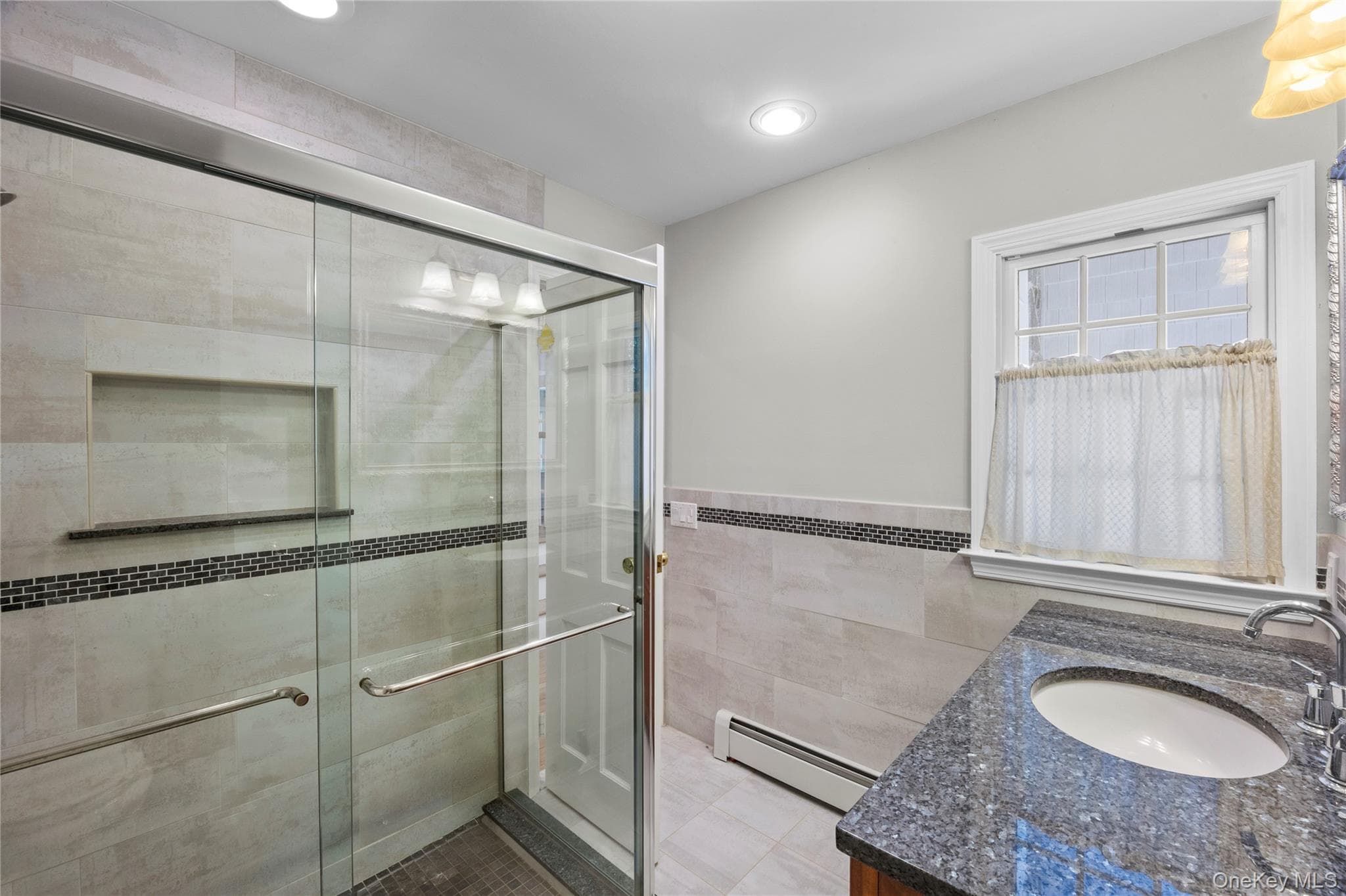 23 Cliff Road thumbnail 20