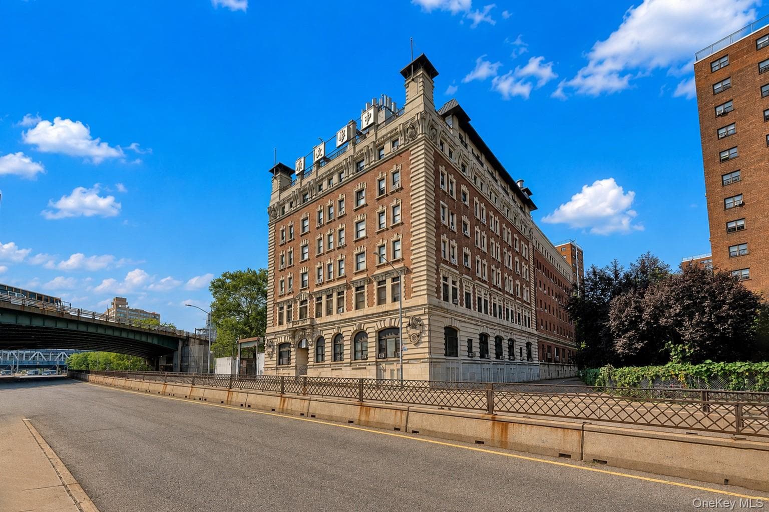 167 Sands Street Unit: 406 thumbnail 10