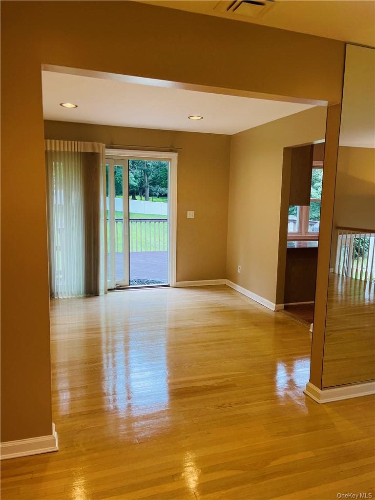 55 Montebello Road thumbnail 9
