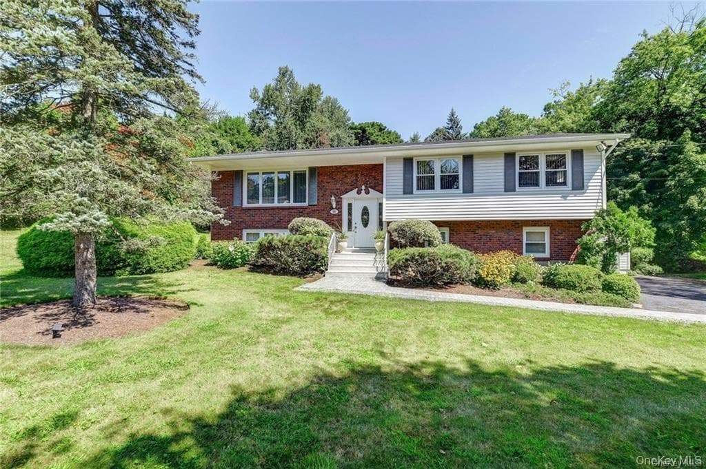 55 Montebello Road, Montebello