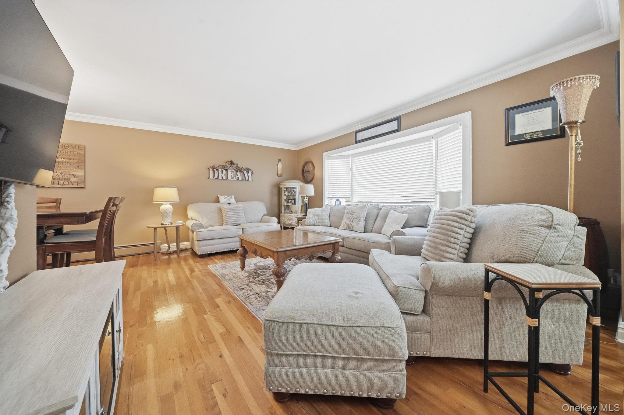 1523 Dewey Avenue thumbnail 18