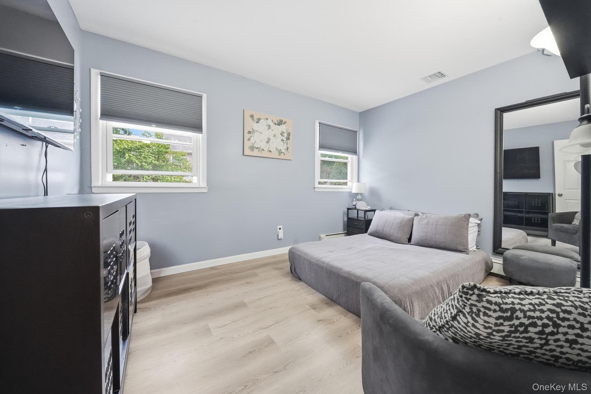 1523 Dewey Avenue thumbnail 11