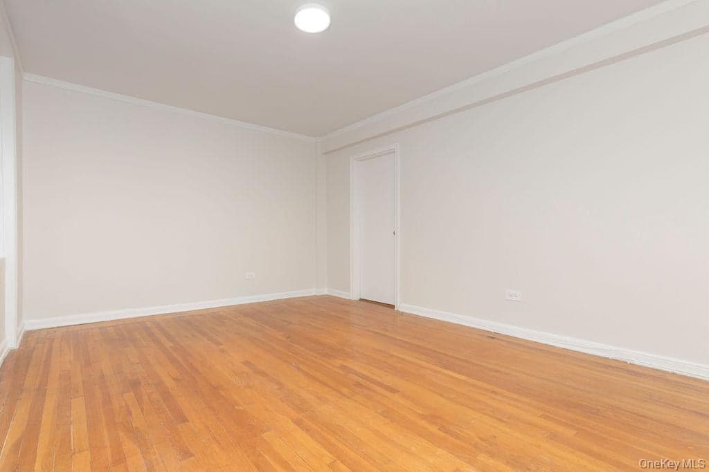 1344 Midland Avenue Unit: 3E thumbnail 23