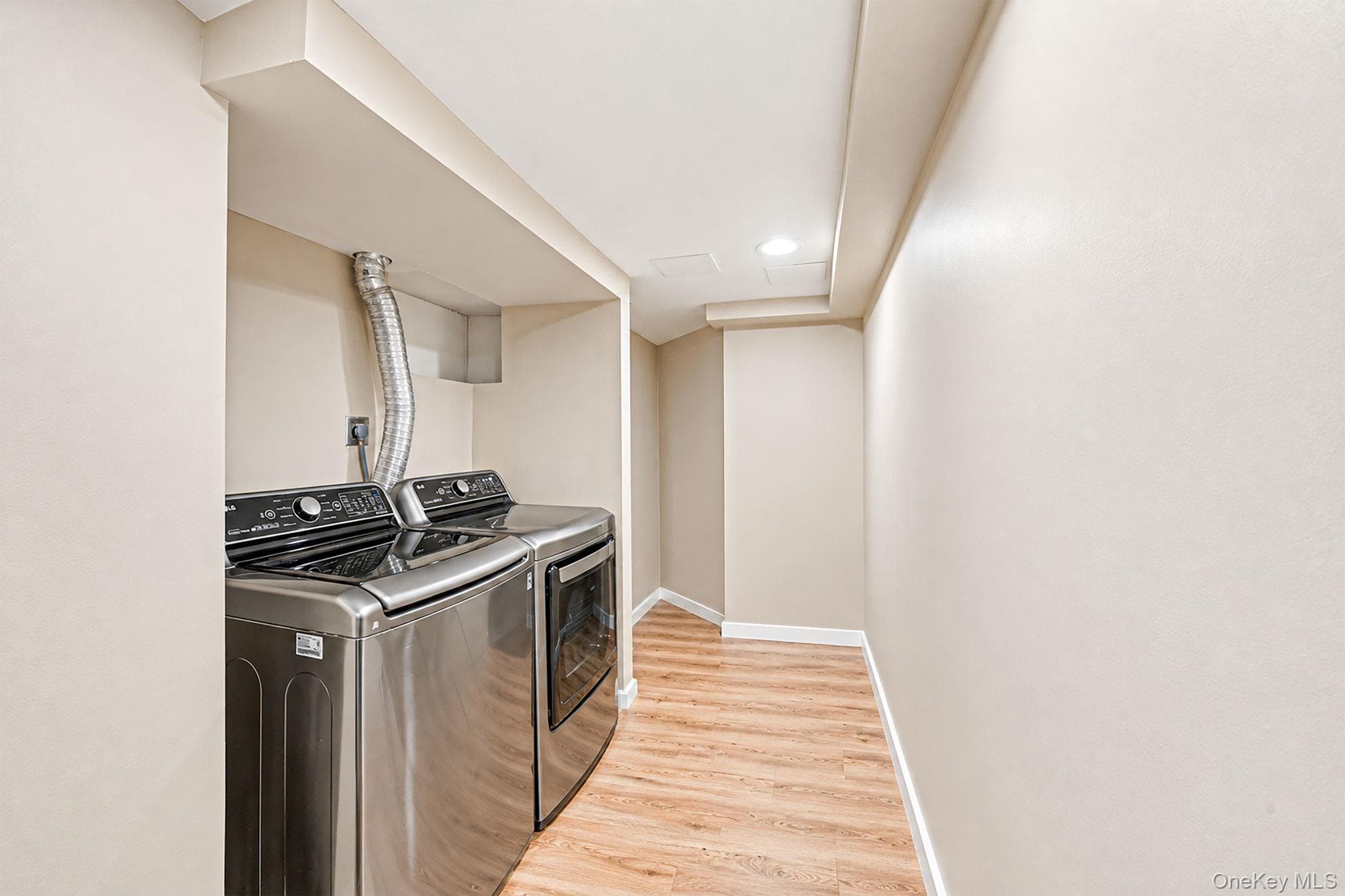 177 N Evergreen Drive thumbnail 30