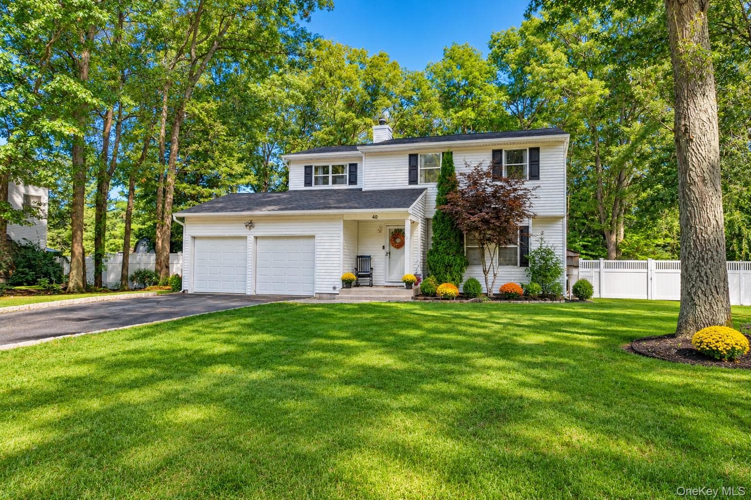 40 Golf Club Circle, Manorville