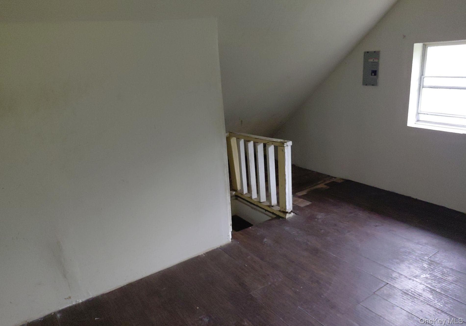 424 Willett Avenue thumbnail 4