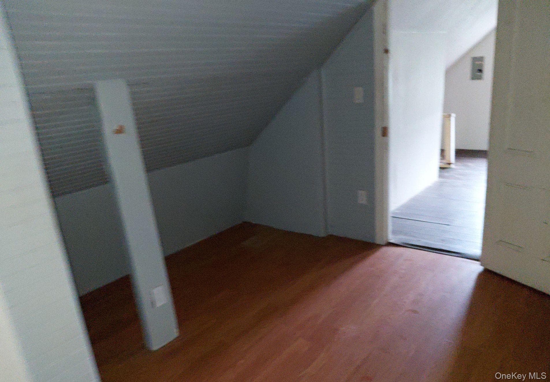 424 Willett Avenue thumbnail 5