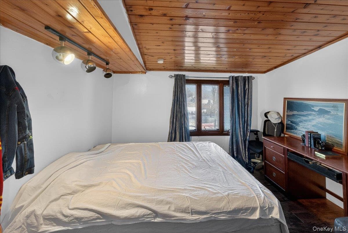 528 Lockwood Drive thumbnail 14