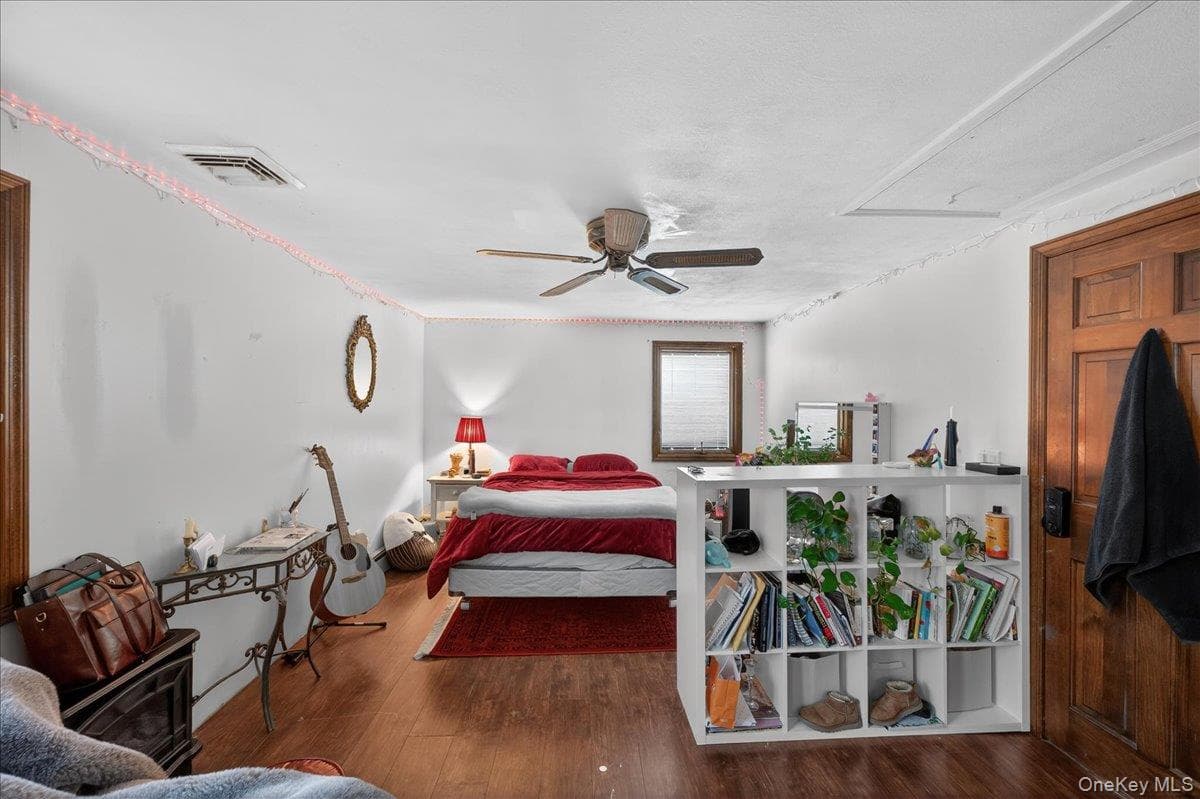 528 Lockwood Drive thumbnail 12