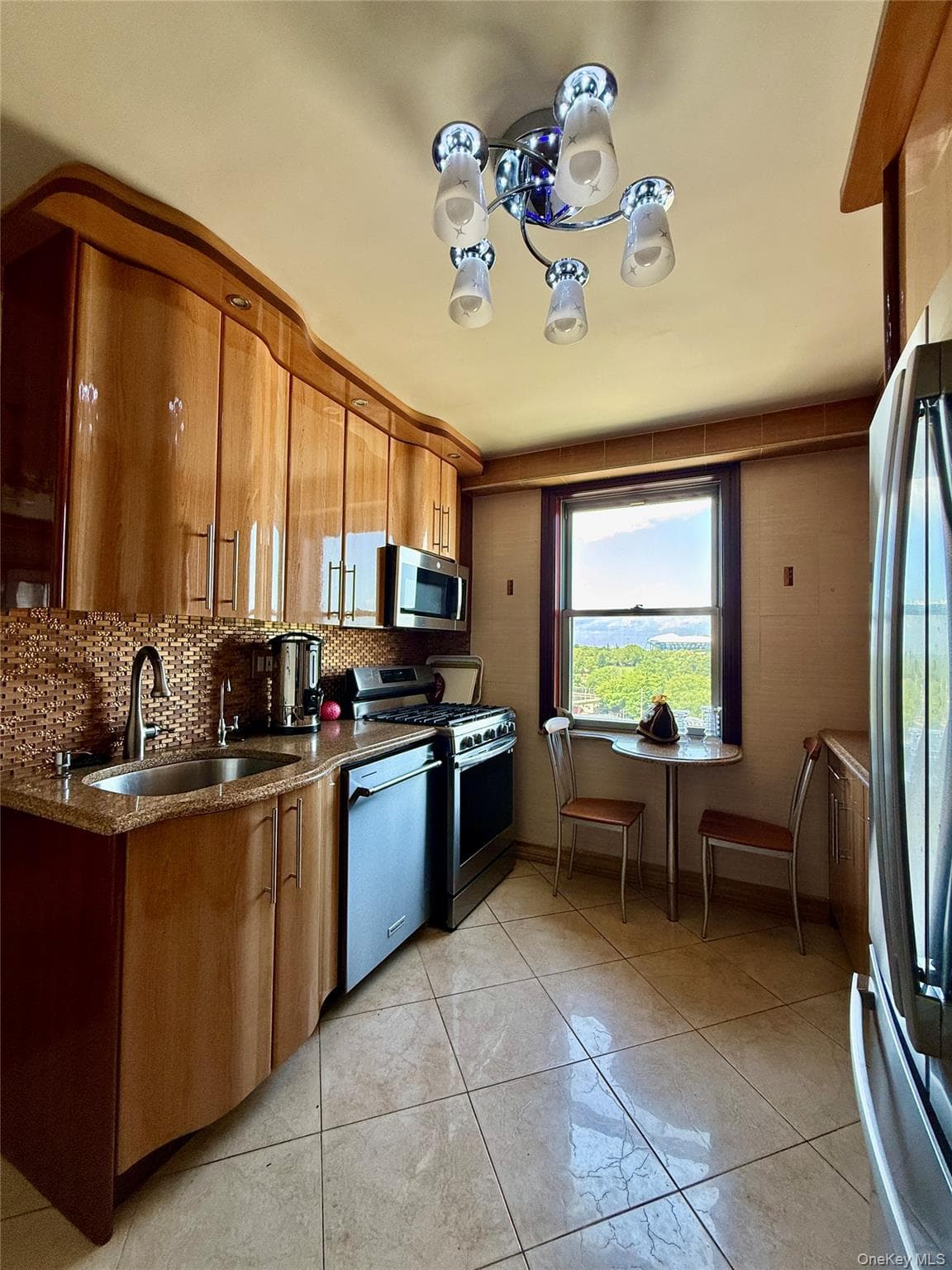 61-20 Grand Central Parkway Unit: C 905 thumbnail 27