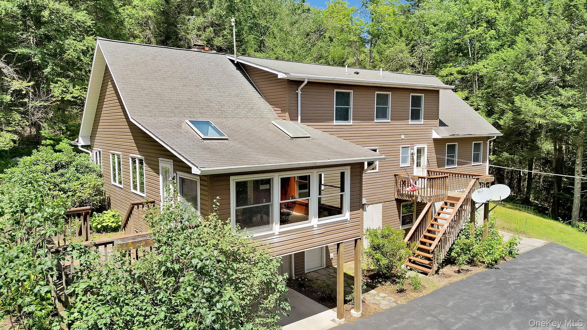 2735 Denning Road thumbnail 46