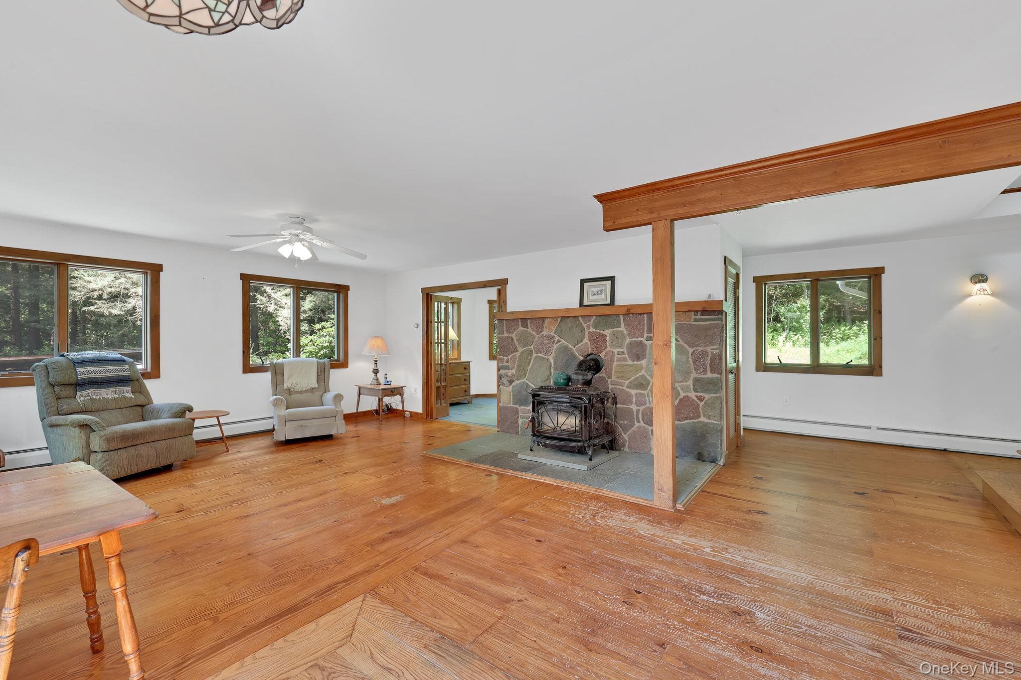 2735 Denning Road thumbnail 13