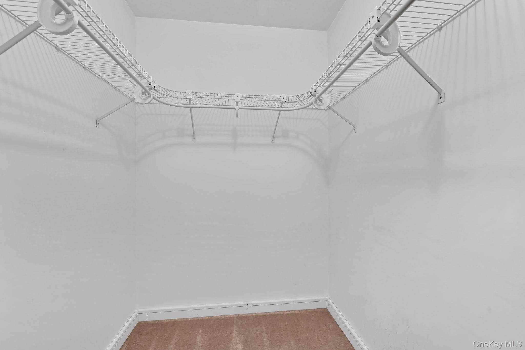 2735 Denning Road thumbnail 26