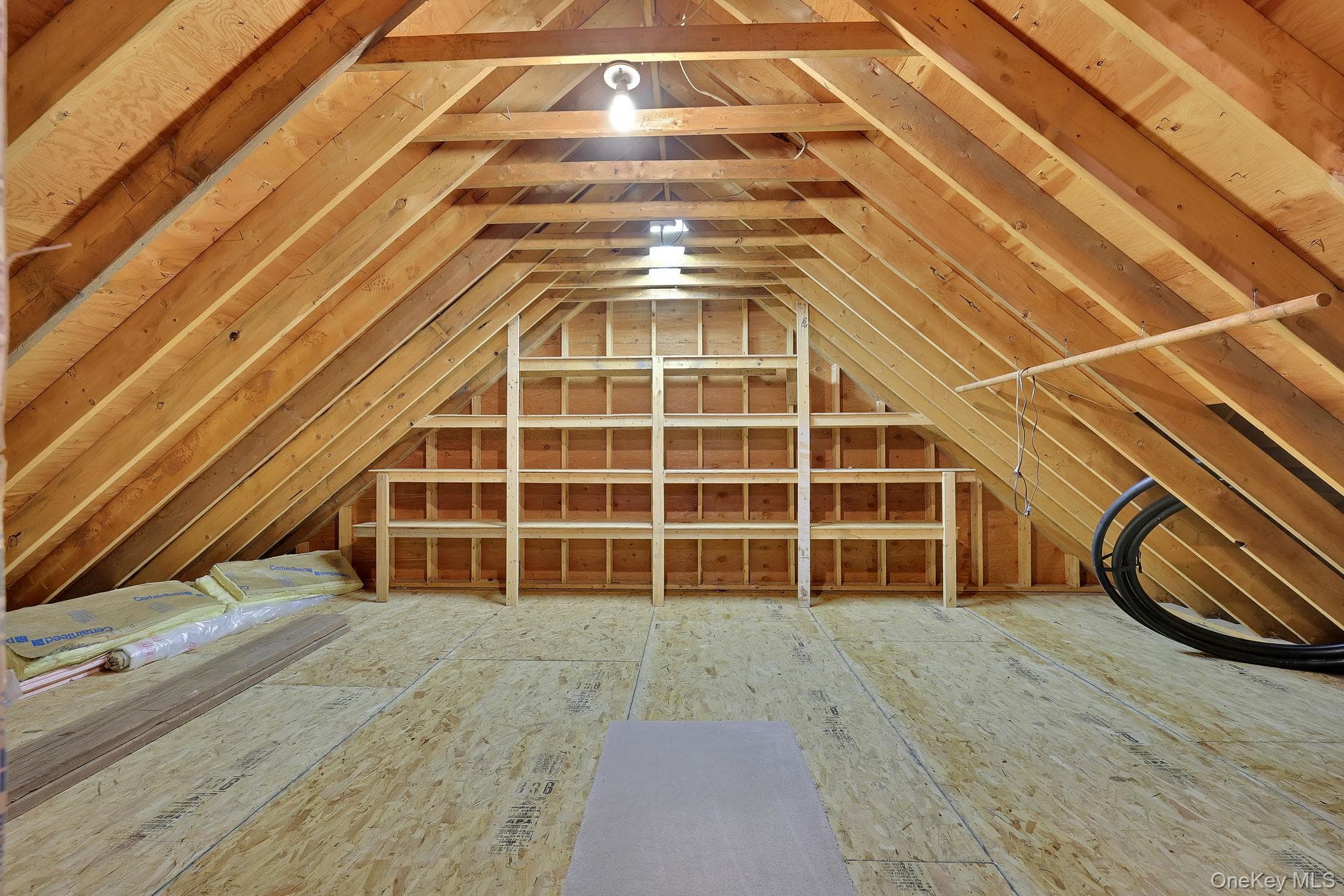 2735 Denning Road thumbnail 34
