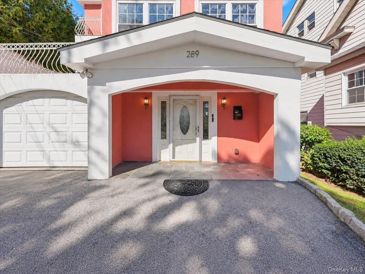 289 E Sidney Avenue thumbnail 2