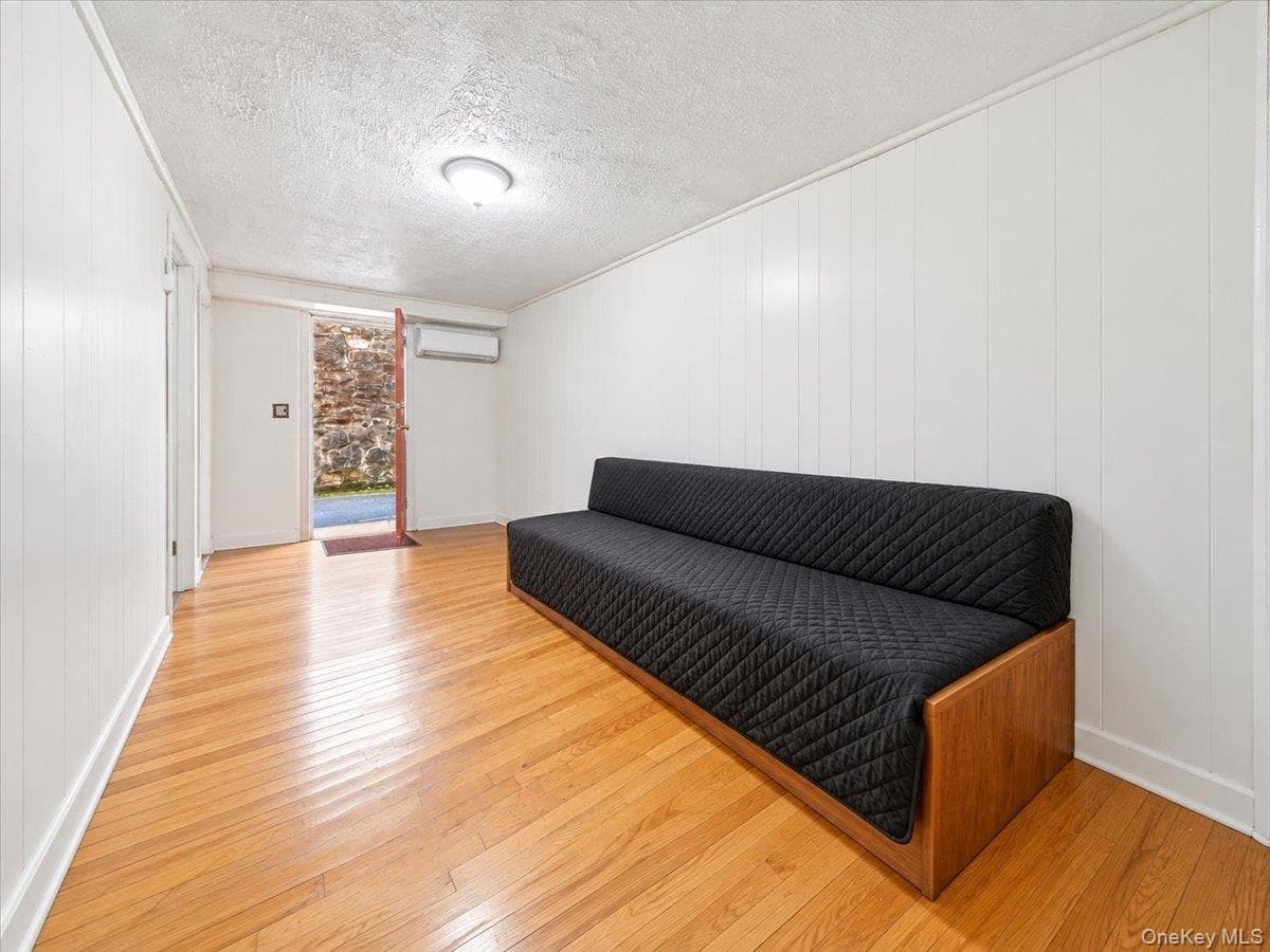 289 E Sidney Avenue thumbnail 28