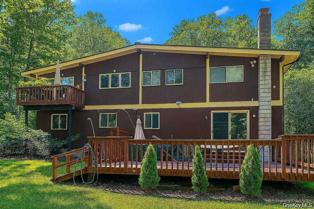249 Mill River Road thumbnail 3