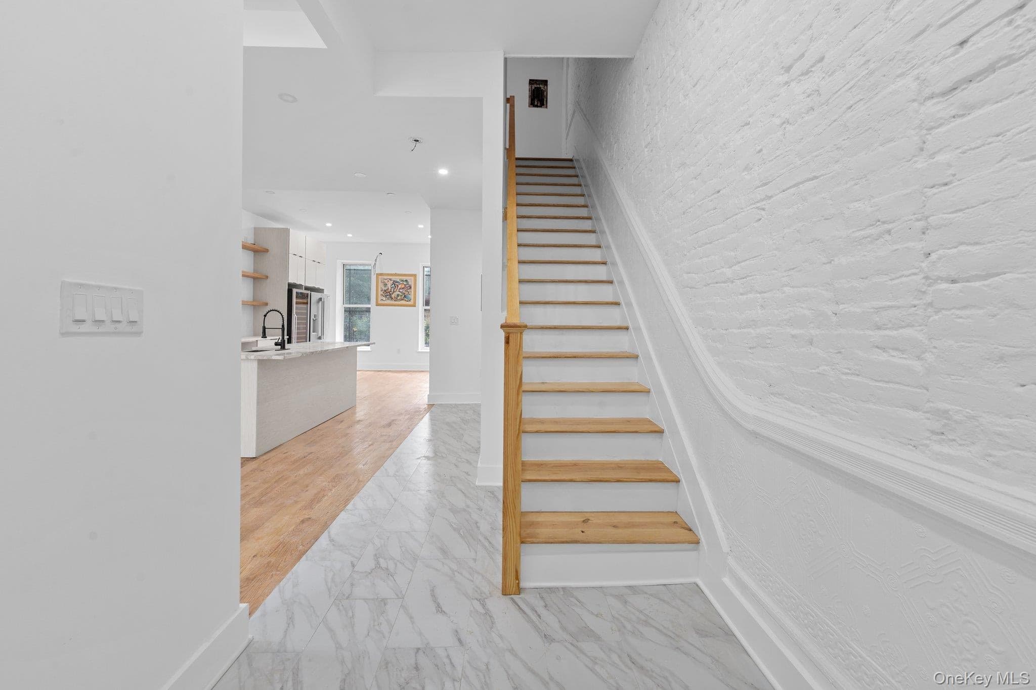 614 Madison Street thumbnail 2
