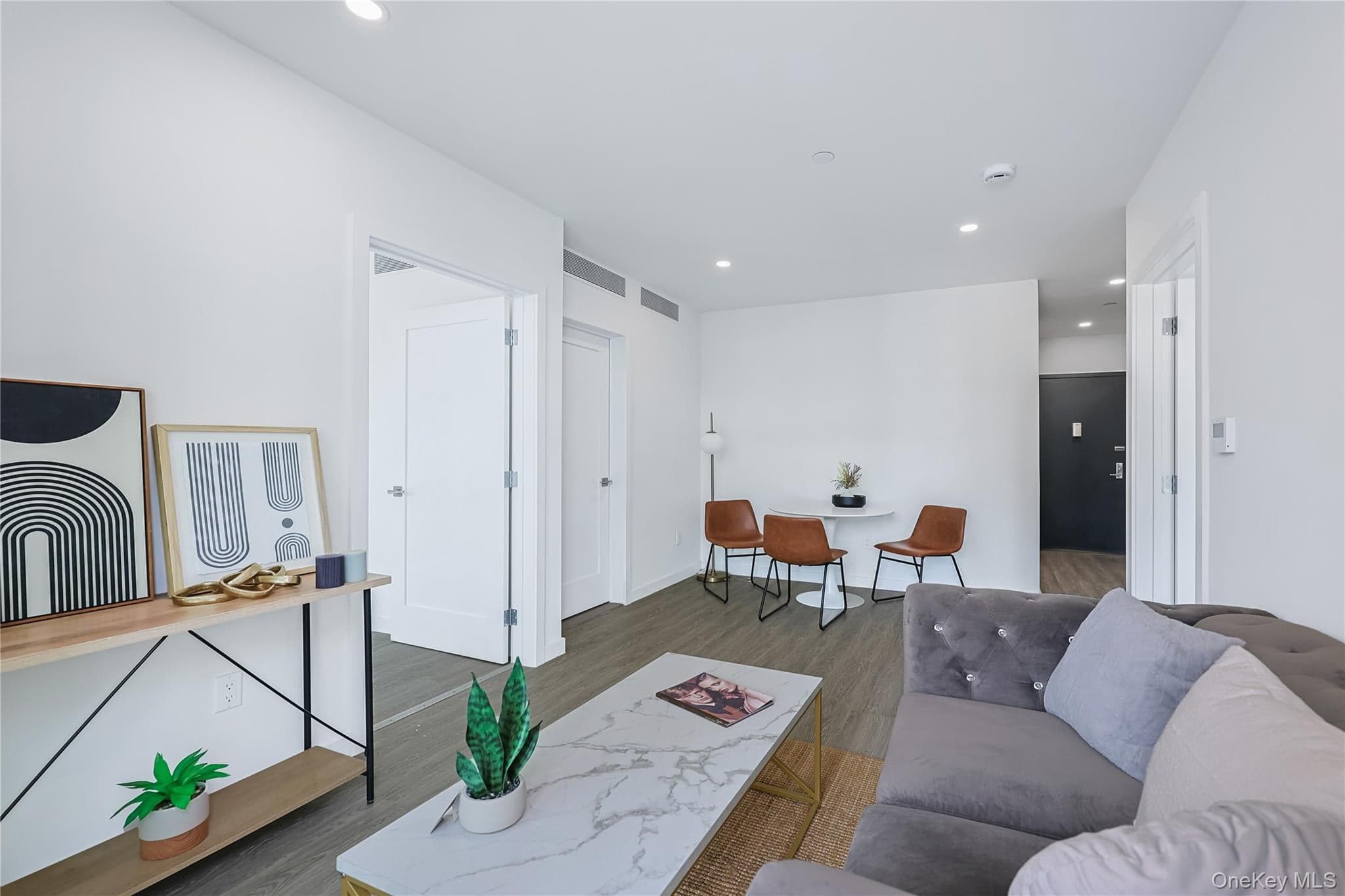 43-30 52nd Street Unit: 3B thumbnail 5