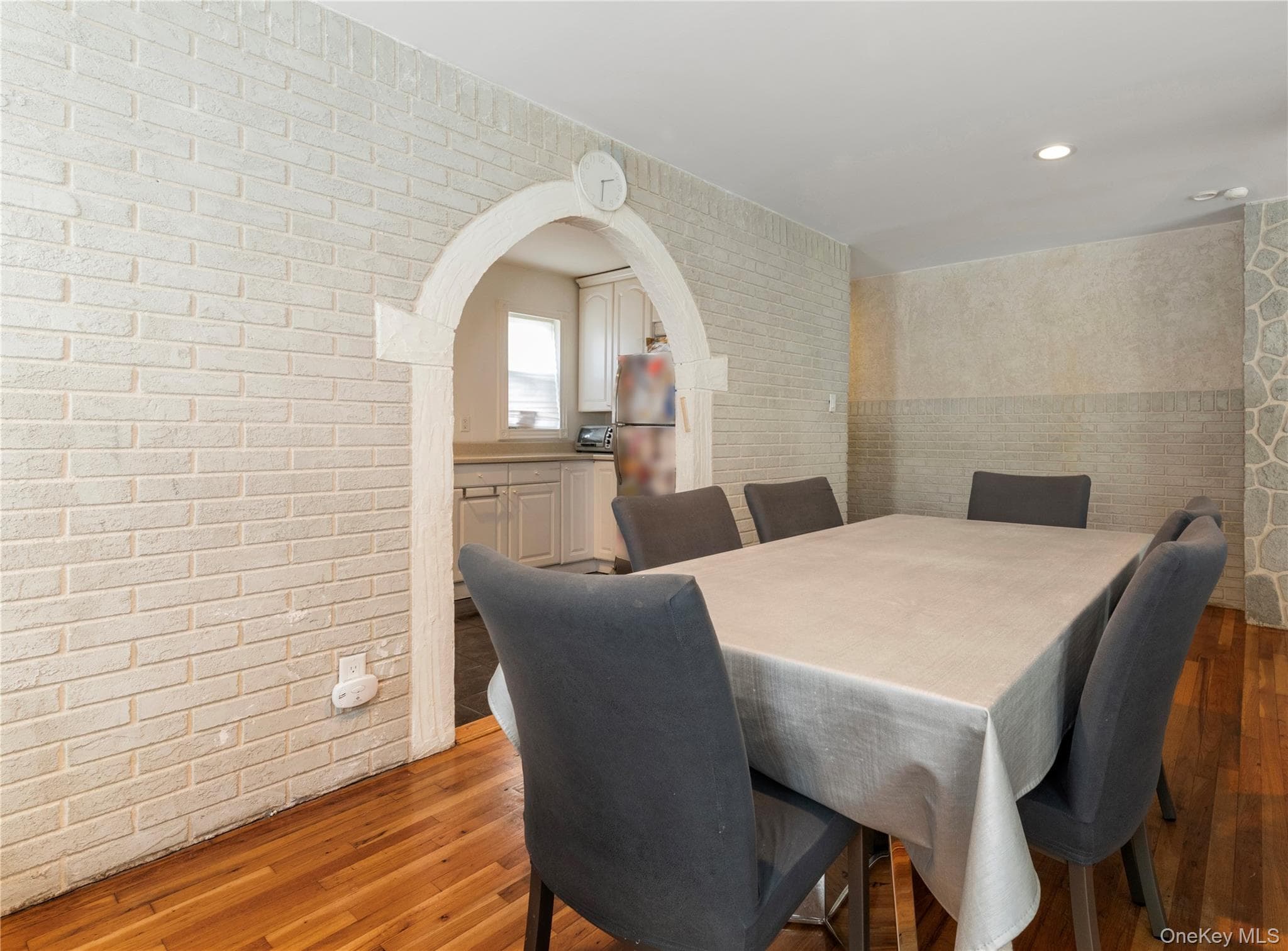 211 Beach 16th Street thumbnail 2