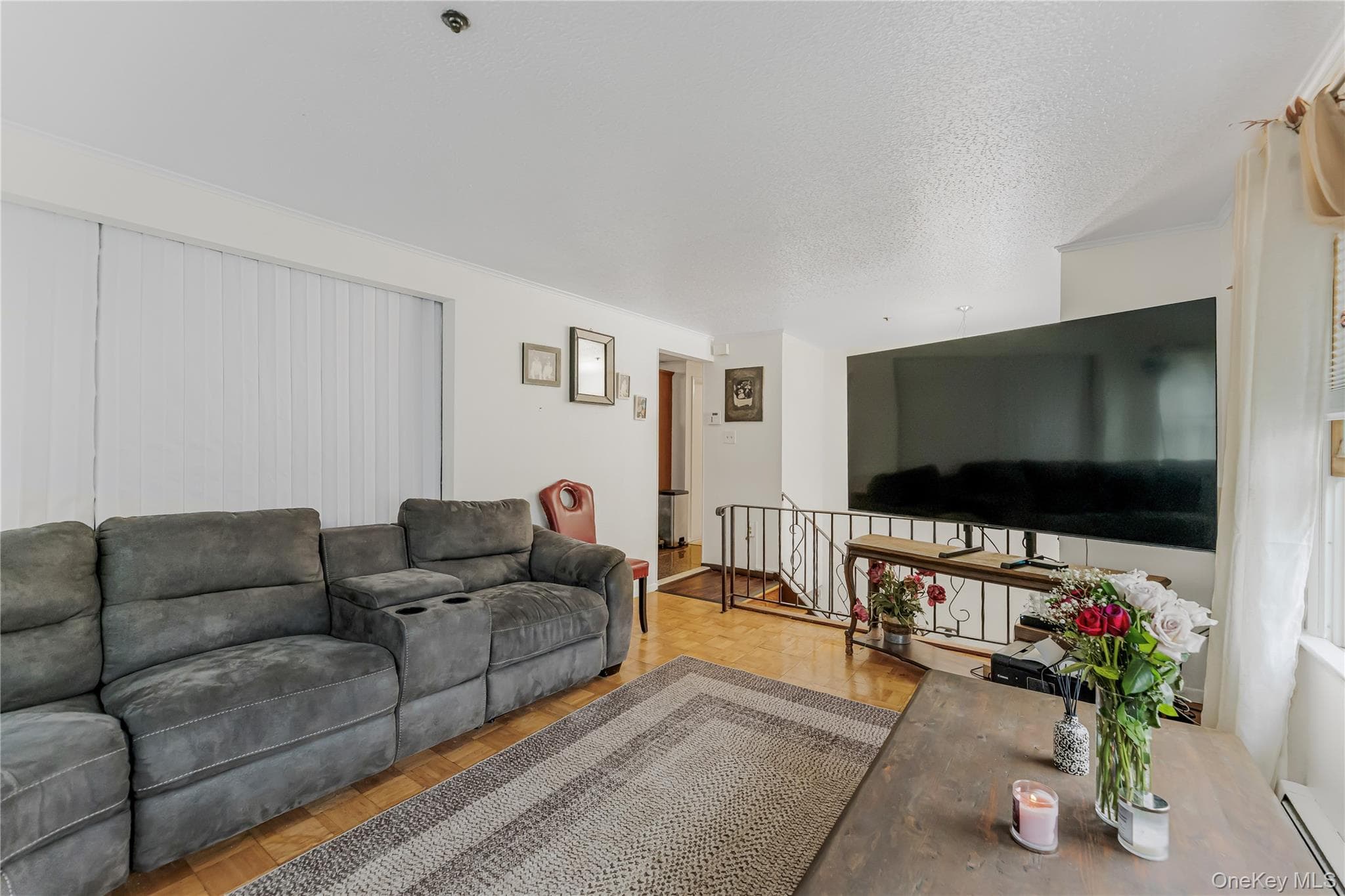 82 Riverdale Avenue thumbnail 6