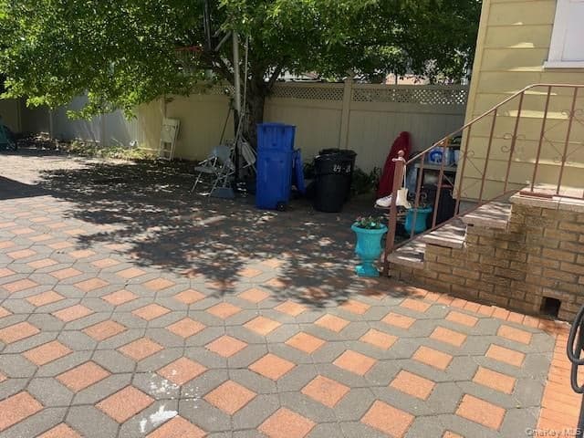 8424 109th Street thumbnail 4