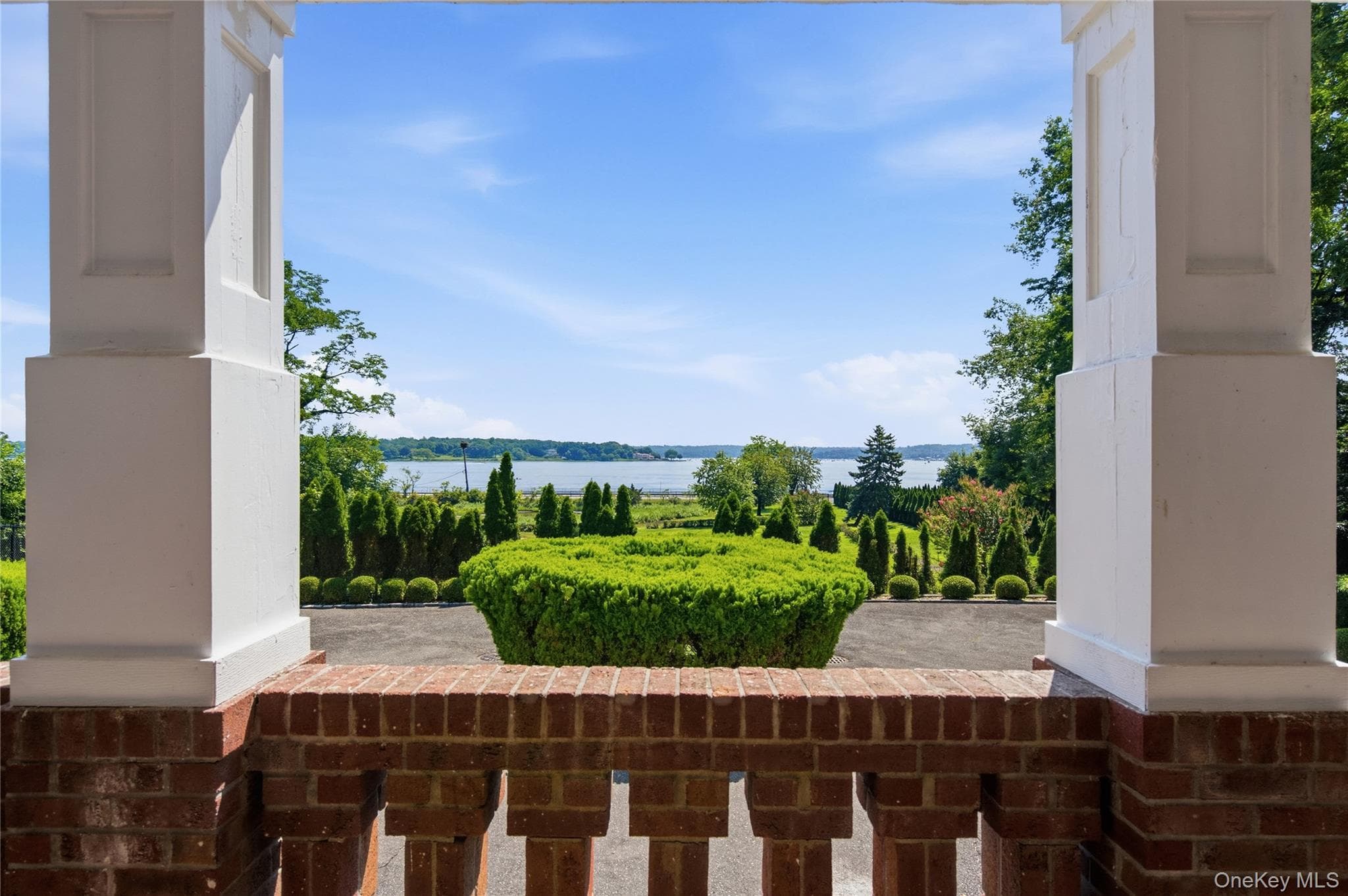 1007 W Shore Road thumbnail 41