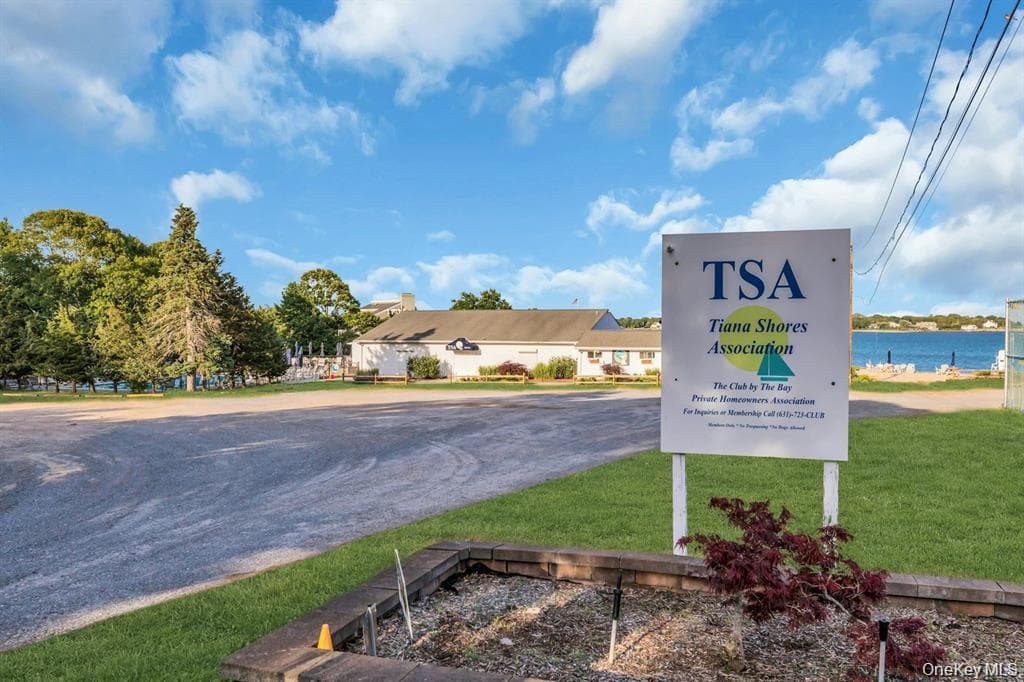 111 W Tiana Road thumbnail 20