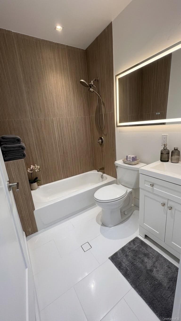 437 W 43rd Street Unit: 1 thumbnail 7