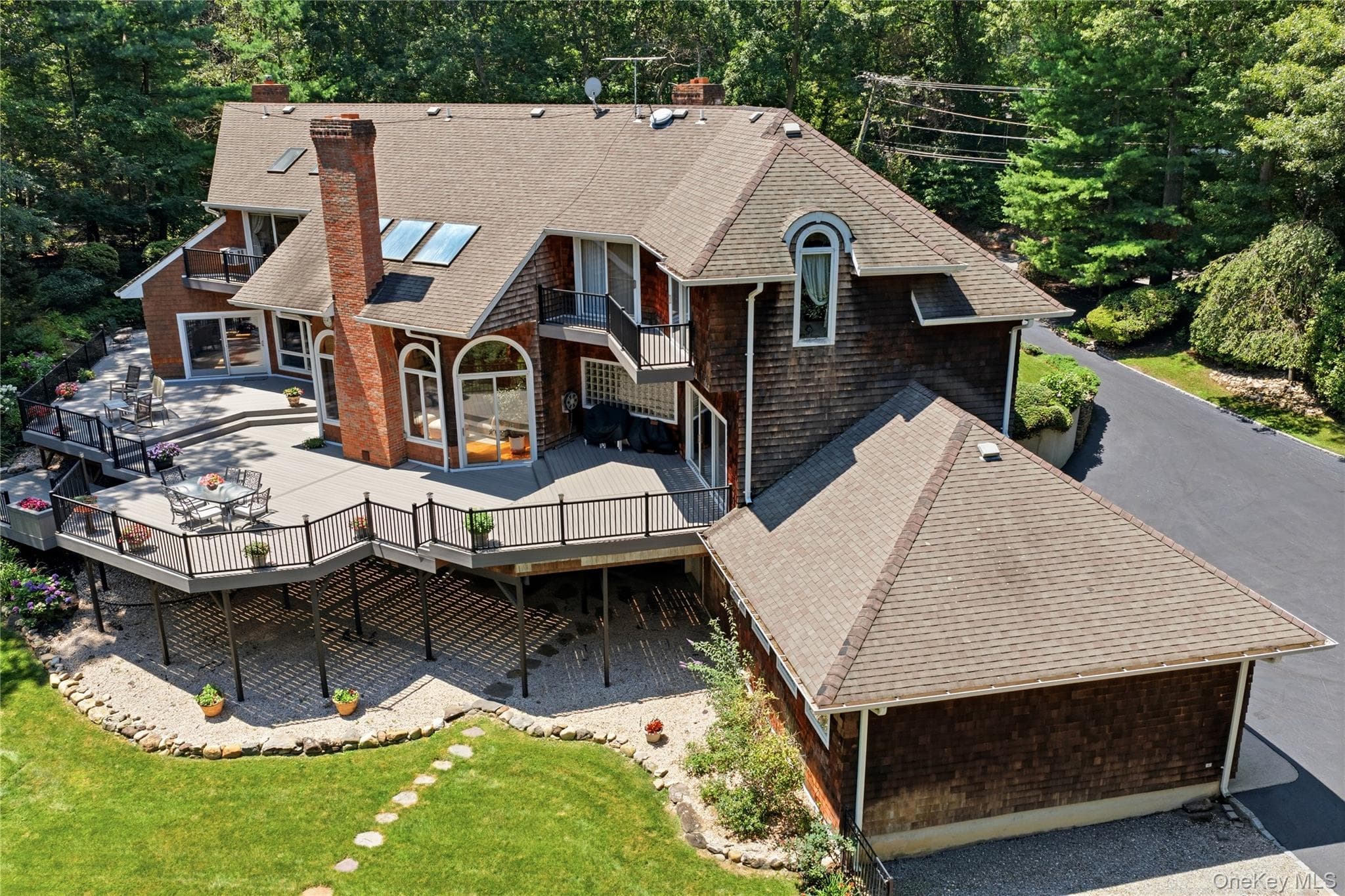 55 Meadow Glen Road thumbnail 3