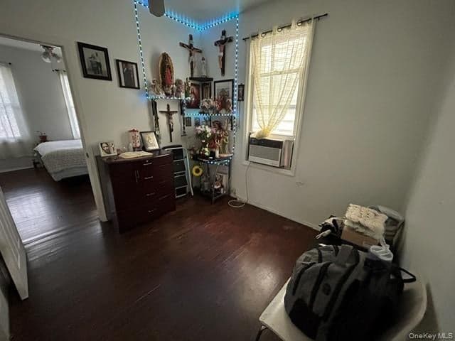 5316 Haspel Street thumbnail 3