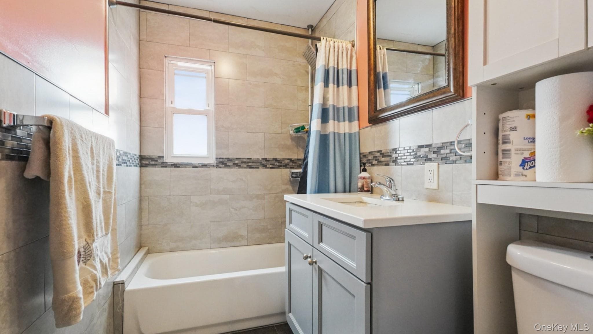 2733 Hone Avenue thumbnail 8