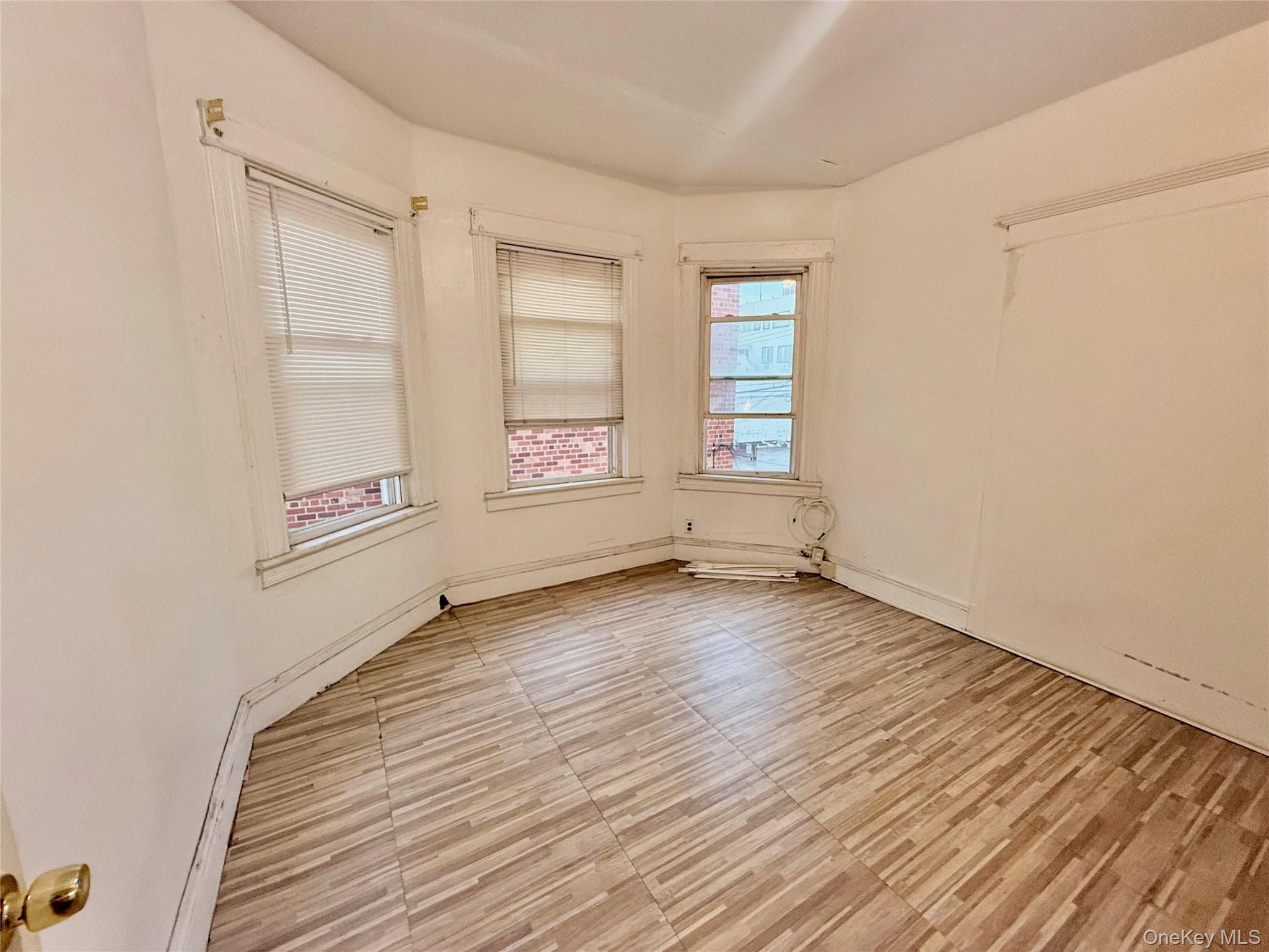 95-15 118th Street thumbnail 23