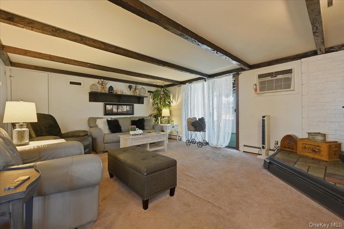 62 Linden Boulevard thumbnail 14