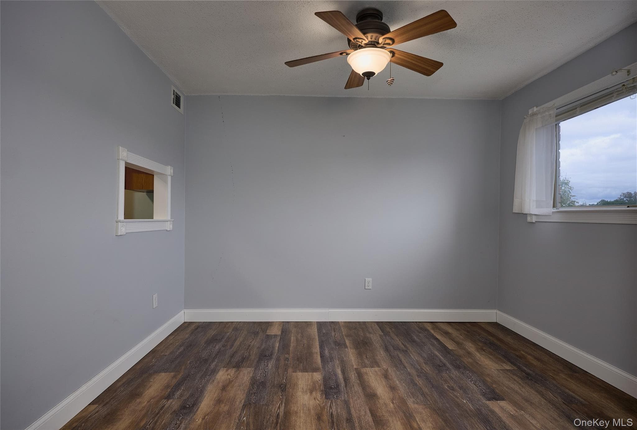 26 Cooper Road Unit: 205 thumbnail 9