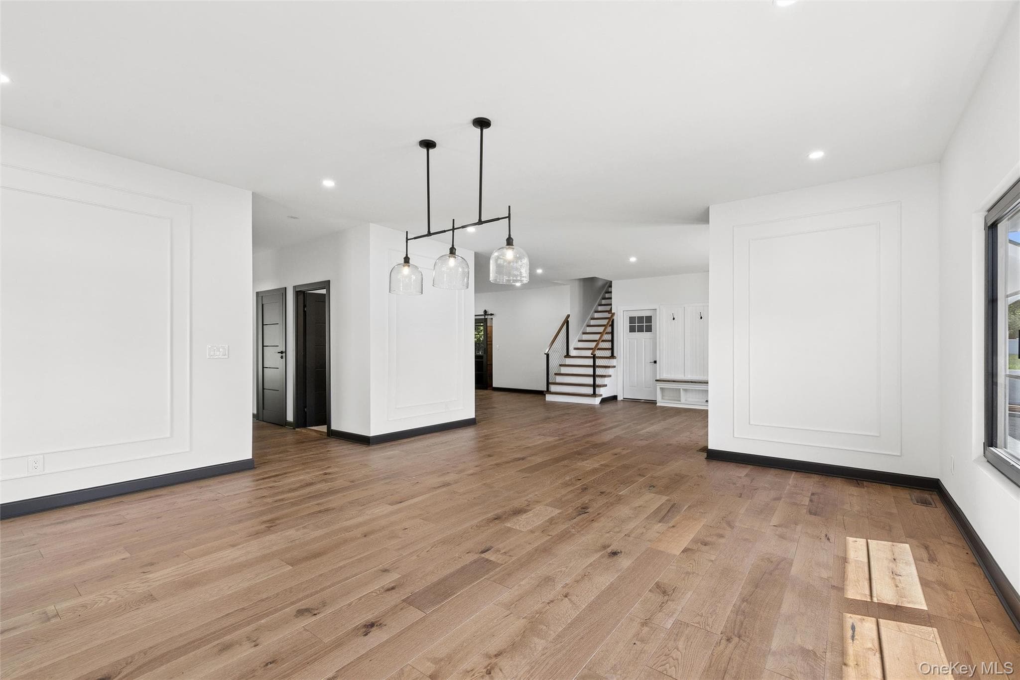 1355 Locust Avenue thumbnail 9