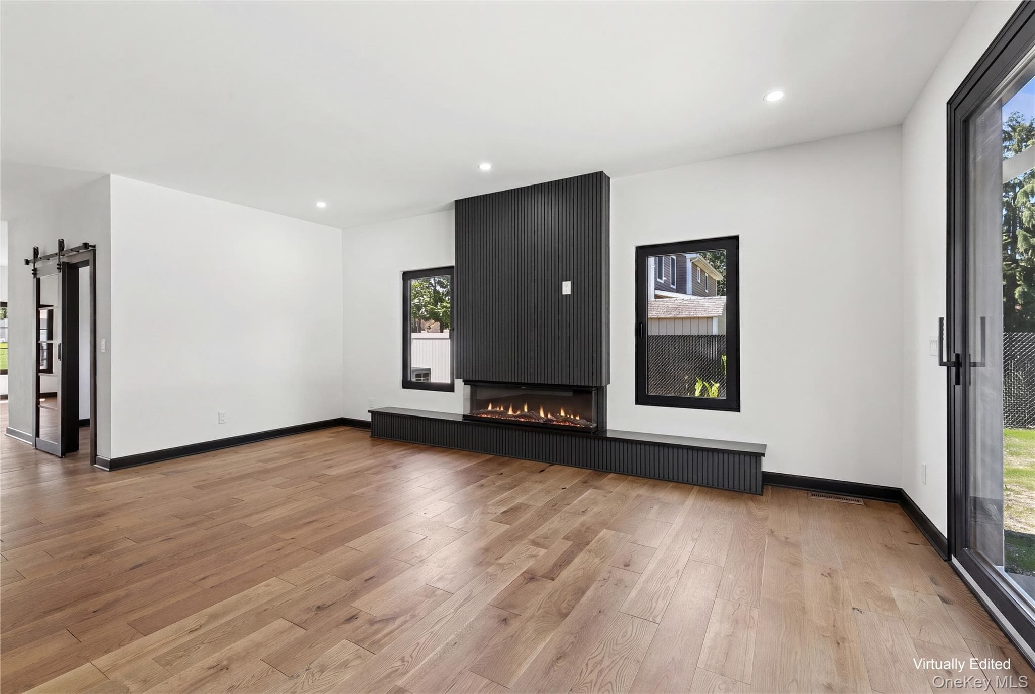 1355 Locust Avenue thumbnail 19