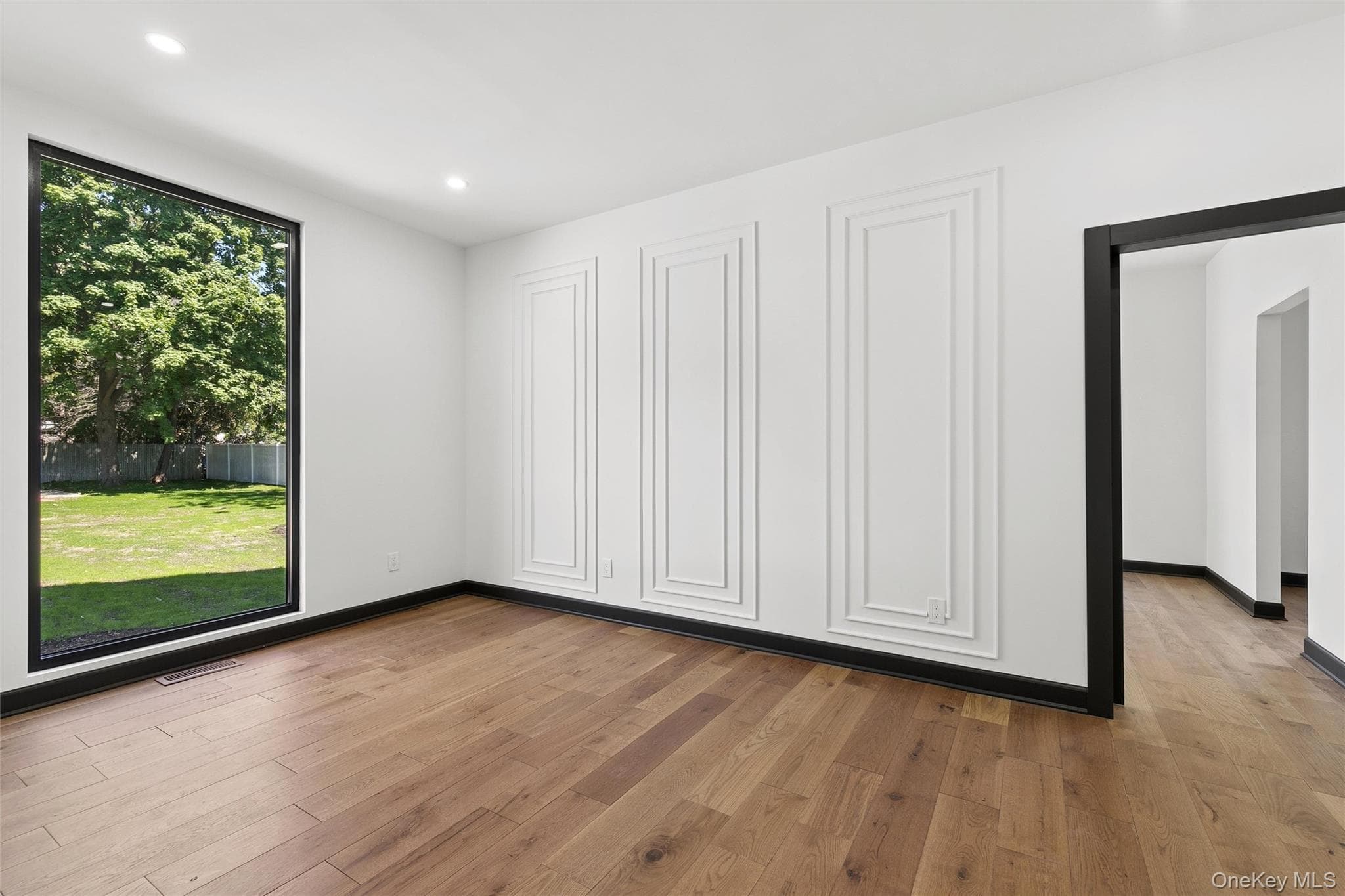 1355 Locust Avenue thumbnail 22